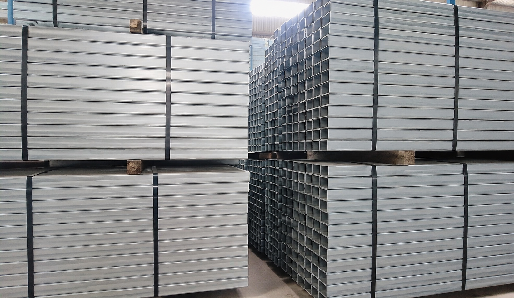 Strapped Galvalume sections ready for dispatch
